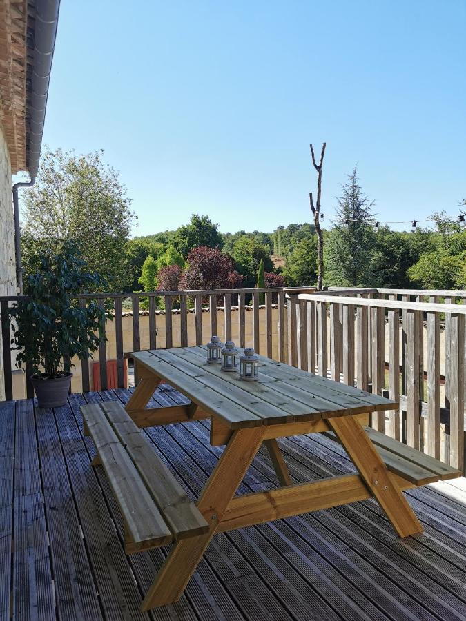 Gite De Charme Au Coeur De L'Entre-Deux-Mers Haux  Exterior foto